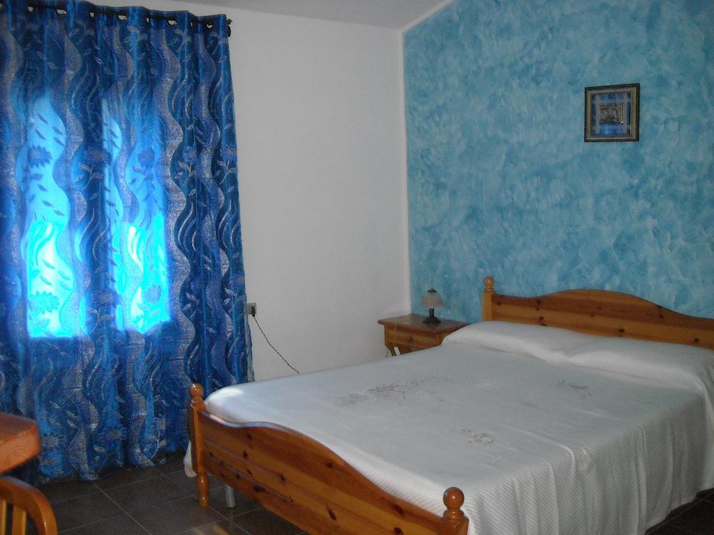 Hotel Il Nido Dell'Aquila Villanova Strisaili Quarto foto